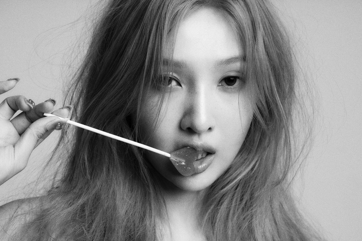 Love Profusion: JOY Interviewed

Red Velvet's JOY on exploring dual sides on her first mini-album, capturing the bloom of a summer romance, and her reaction to TVXQ’s cover of 'Psycho’ - 

clashmusic.com/features/love-…