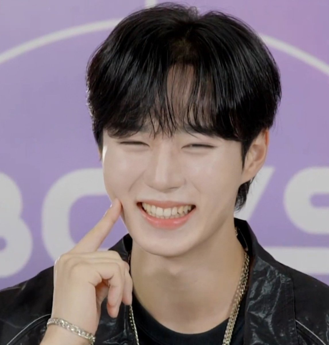 js011120_'s tweet image. 예쁘게 웃기 1등 #김준서