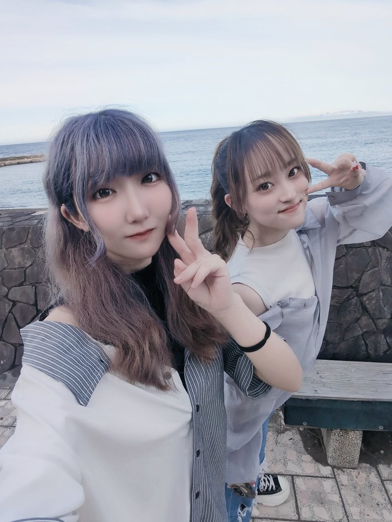 こんにゃるちぃ🦊🐇

ちひろ誕生日おめでとう💛
今年も素敵な1年にしようね！
カンジャンセウ一緒に食べに行ったりまた海行ったりしよう🤝

……イルミネーションも見に行きたい✨🎄