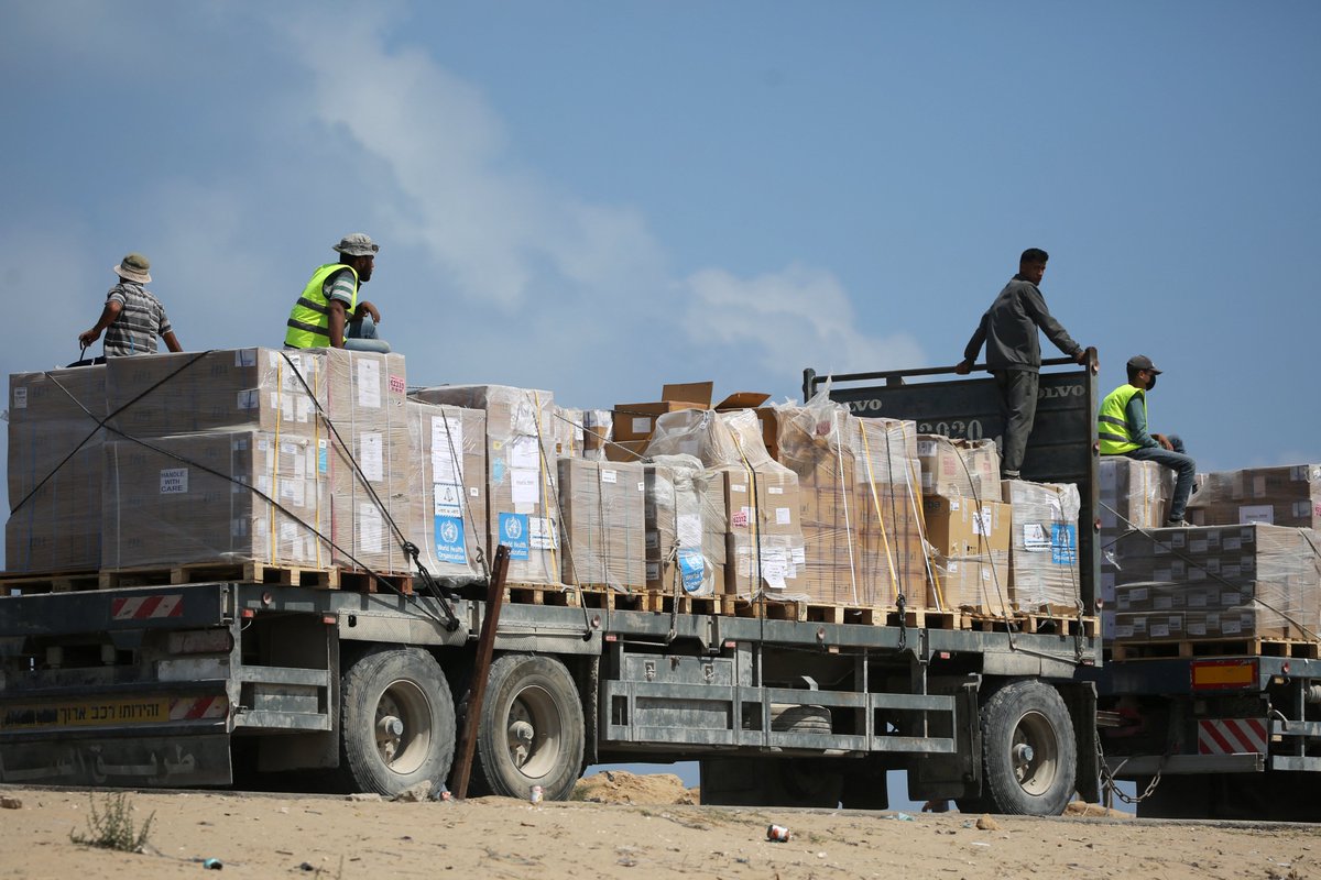 MiddleEastEye's tweet image. Only 534 aid trucks out of the estimated 3,000 have entered Gaza over the past five days, the Government Media Office said on Monday

More here ➡️ middleeasteye.net/live-blog/live…