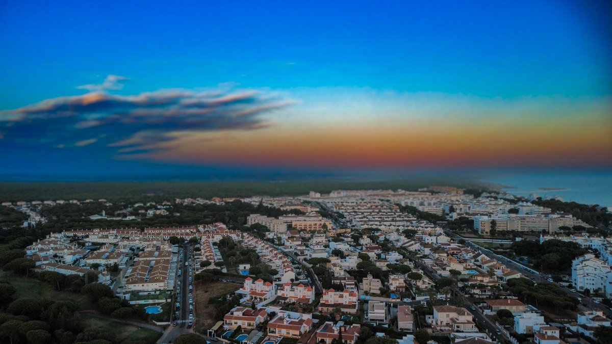 Atardeceres de Huelva <a href="/AytoHuelva/">Ayuntamiento Huelva</a> <a href="/AndaluciaJunta/">Junta de Andalucía</a>