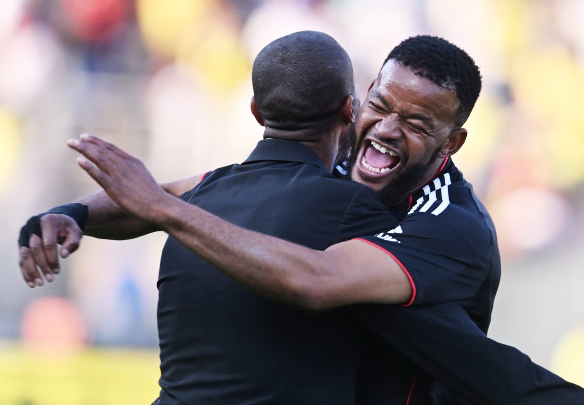 MASTER CHEF👨‍🍳 Sipho Mbule has been called up to replace Patrick  Maswanganyi in the Bafana Bafana squad. Thabo Maloisane is in to replace  Ime Okon.