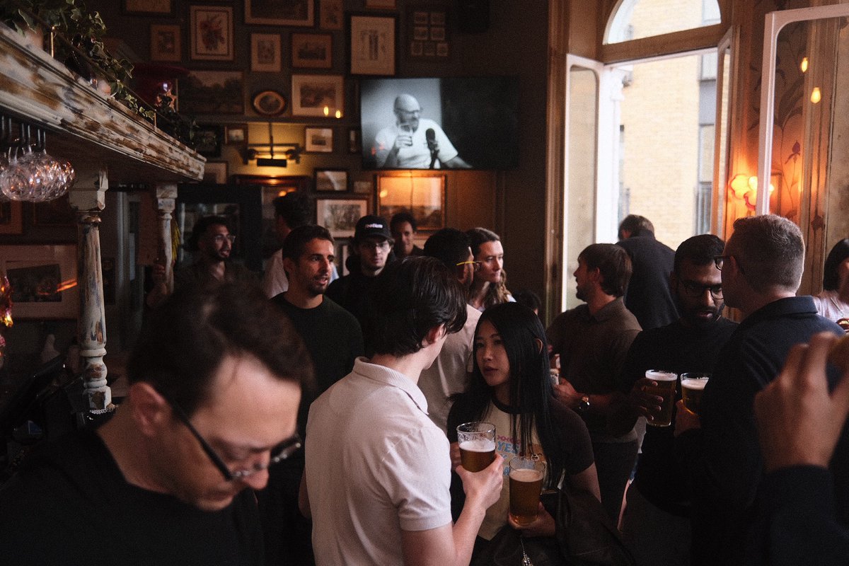 TheLocalWMC's tweet image. Round two of The LO:CAL W.M.C went down last Thursday at Commercial Tavern.

Plenty of crypto friends (new and old), an open bar tab that didn’t last long, a buffet spread that gave it a good shot, and a selection of tracks no one will admit they know all the words to.

Thanks…