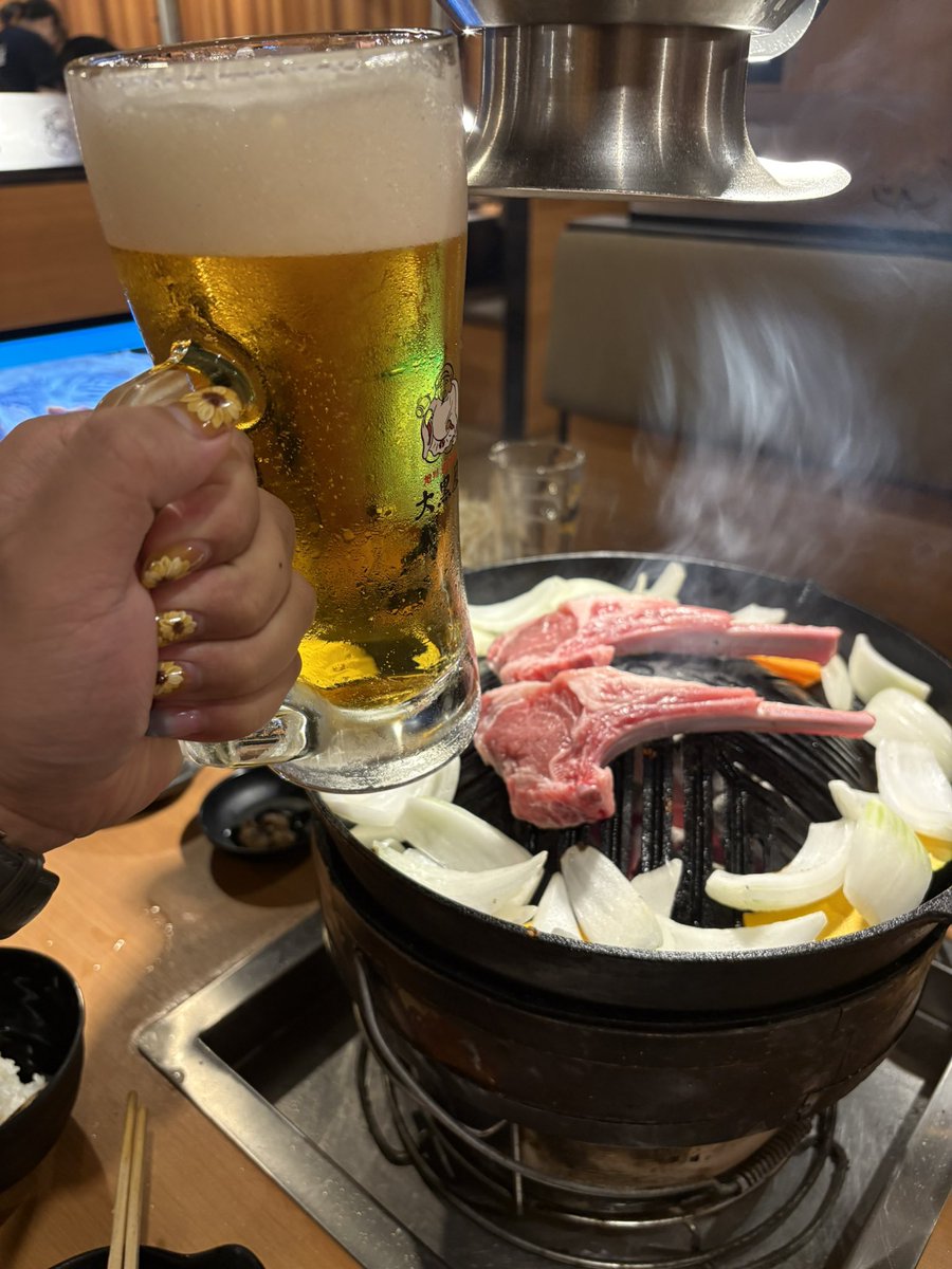 nao_tac's tweet photo. 今月のネイルです。ご査収ください。 https://t.co/HIOtYBNqRf