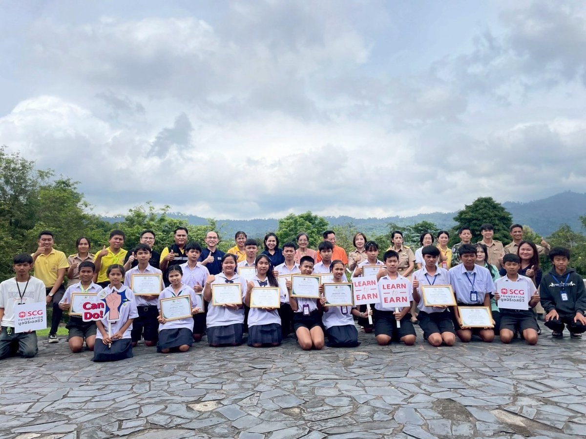 SCGFoundation's tweet image. อบรมมัคคุเทศก์ท้องถิ่นหน้าใหม่ ให้กับอุทยานแห่งชาติเจ็ดคด โป่งก้อนเส้า ภายใต้โครงการ Learn to Earn Sandboxเรียนรู้เพื่ออยู่รอด พื้นที่ต้นแบบจ.สระบุรี เพื่อเพิ่มโอกาสและช่องทางในการสร้างรายได้ให้กับตนเองและชุมชน
#มูลนิธิเอสซีจี #LearnToEarn 
#ต้นกล้าชุมชน #มัคคุเทศก์ท้องถิ่น