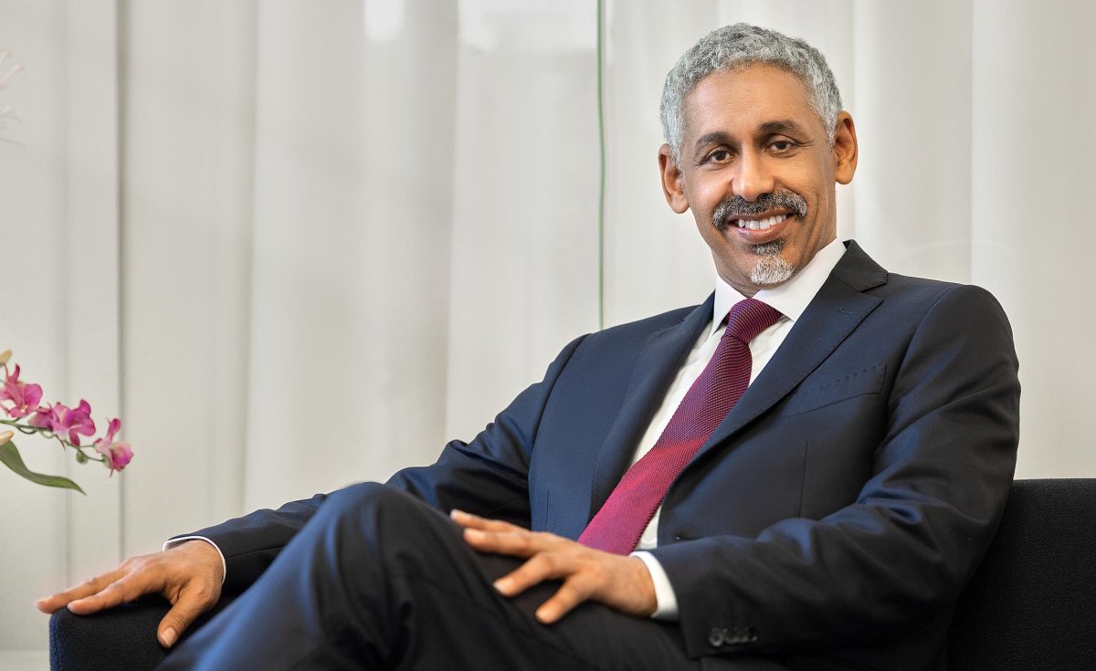 AllAfricafrench's tweet image. Le Mauritanien Sidi Ould Tah prend ses fonctions à la @AfDB_Group allafrica.com/view/group/mai… #AfDBTransition