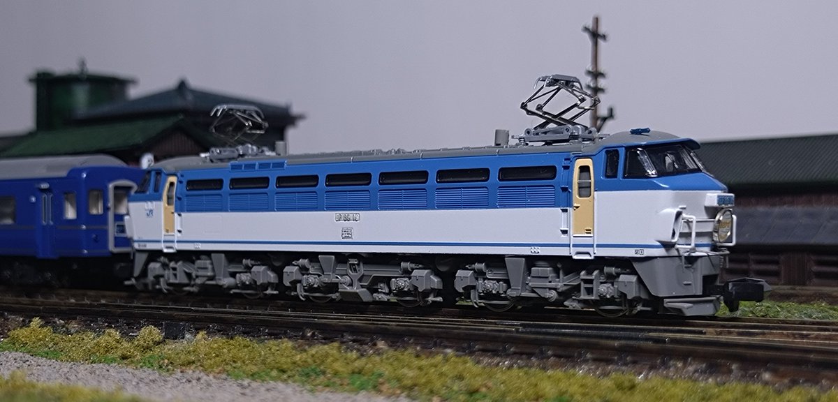 TOMIX・HO・EF66のJR貨物更新色が話題になっていますが、以前発売され