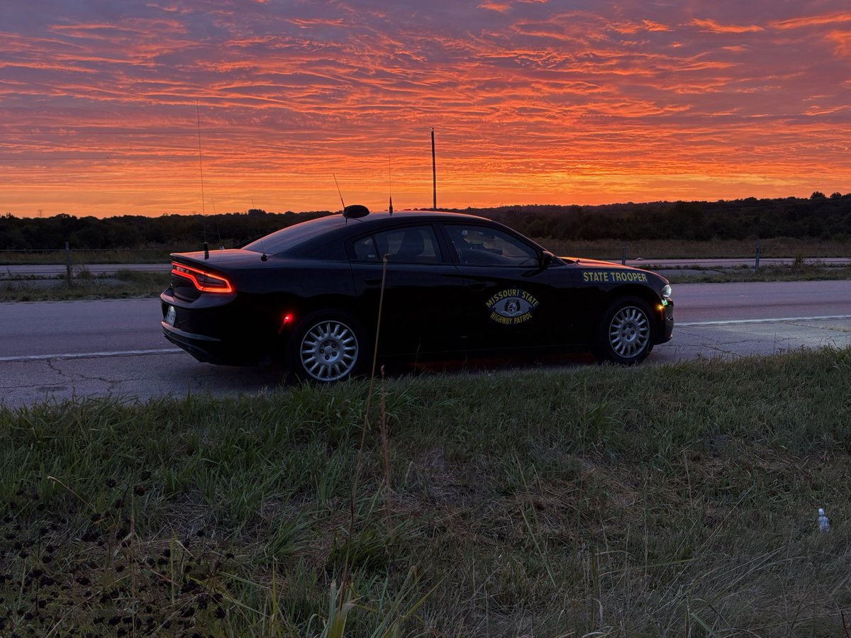 🚔🇺🇸Happy Labor Day! Celebrate responsibly. Make safe choices. Buckle up, slow down and don’t drive impaired. Our Troopers are out keeping the roads safe. #SafetyFirst #ArriveAlive👮‍♂️