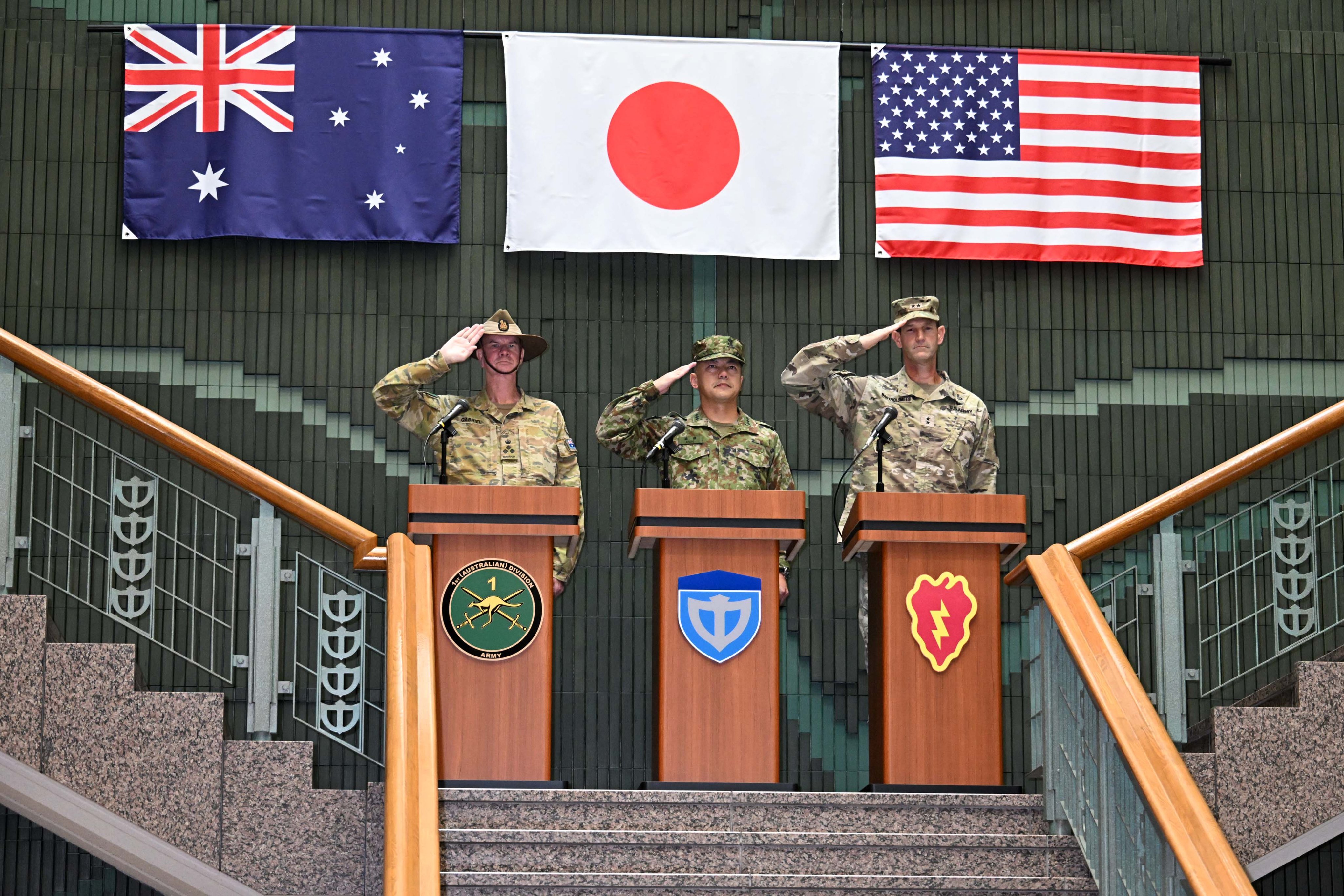 非売品、在日米軍HSC-12の米国防省選定2019年度整備部門の表彰記念コイン 非売品、在日米軍HSC-12の米国防省選定2019年度整備部門の表彰