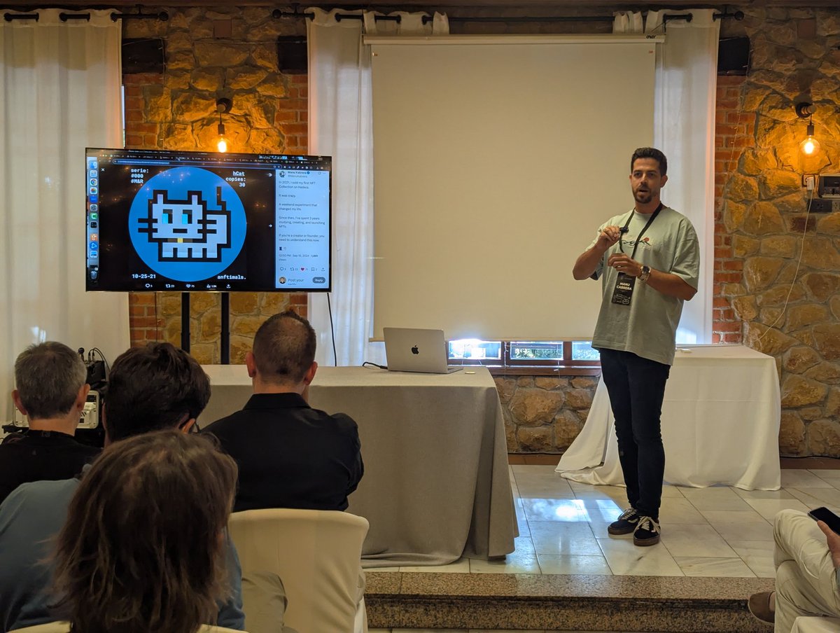 Retiro de lujo de bitcoiners.

Y <a href="/KabilaES/">Kábila</a> traspasó las fronteras de Hedera para aplicar un taller práctico. 

<a href="/ManuKabrera/">Manu Kabrera</a> mostró a la comunidad de <a href="/BitconiaES/">Bitconia 🛡️</a> los beneficios de la tokenización de comunidades.