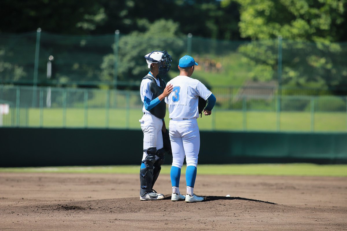 sisinji's tweet image. 第77回秋季東北地区高等学校野球秋田県大会 予選　

さきがけ八橋球場  

北部連合対秋田工業      

秋田工業高校　　
小玉　暖人（2年　泉中学校）
仲村　翔聖（1年　泉中学校）

＃質実剛健
＃金砂ブルー
＃君よ輝け