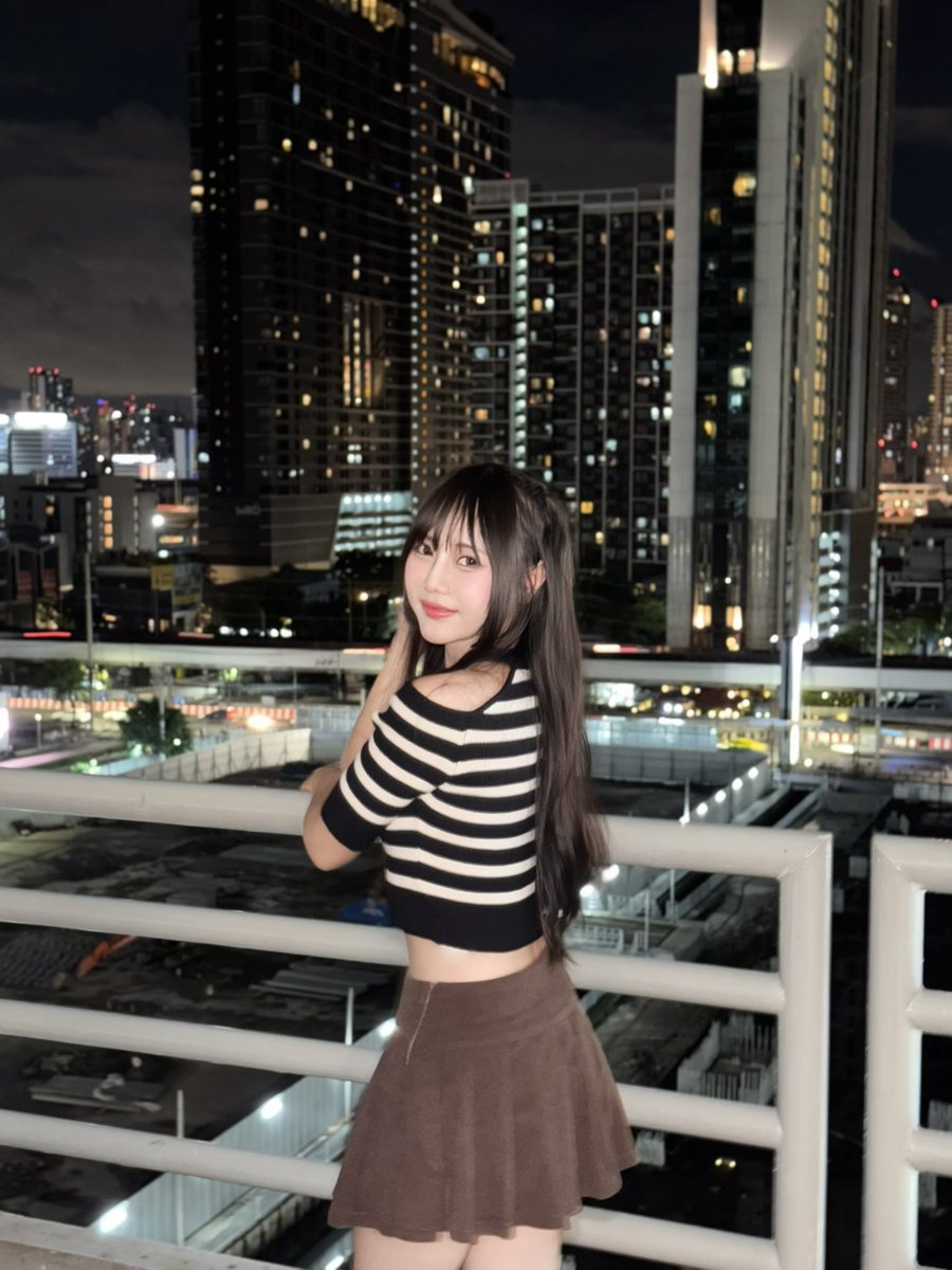 jane_fuyubi's tweet image. ดึกแล้วอย่าพึ่งกลับไป ~

#JaneFuyubi #fuyunohanabi #ふゆび #fuyubi
