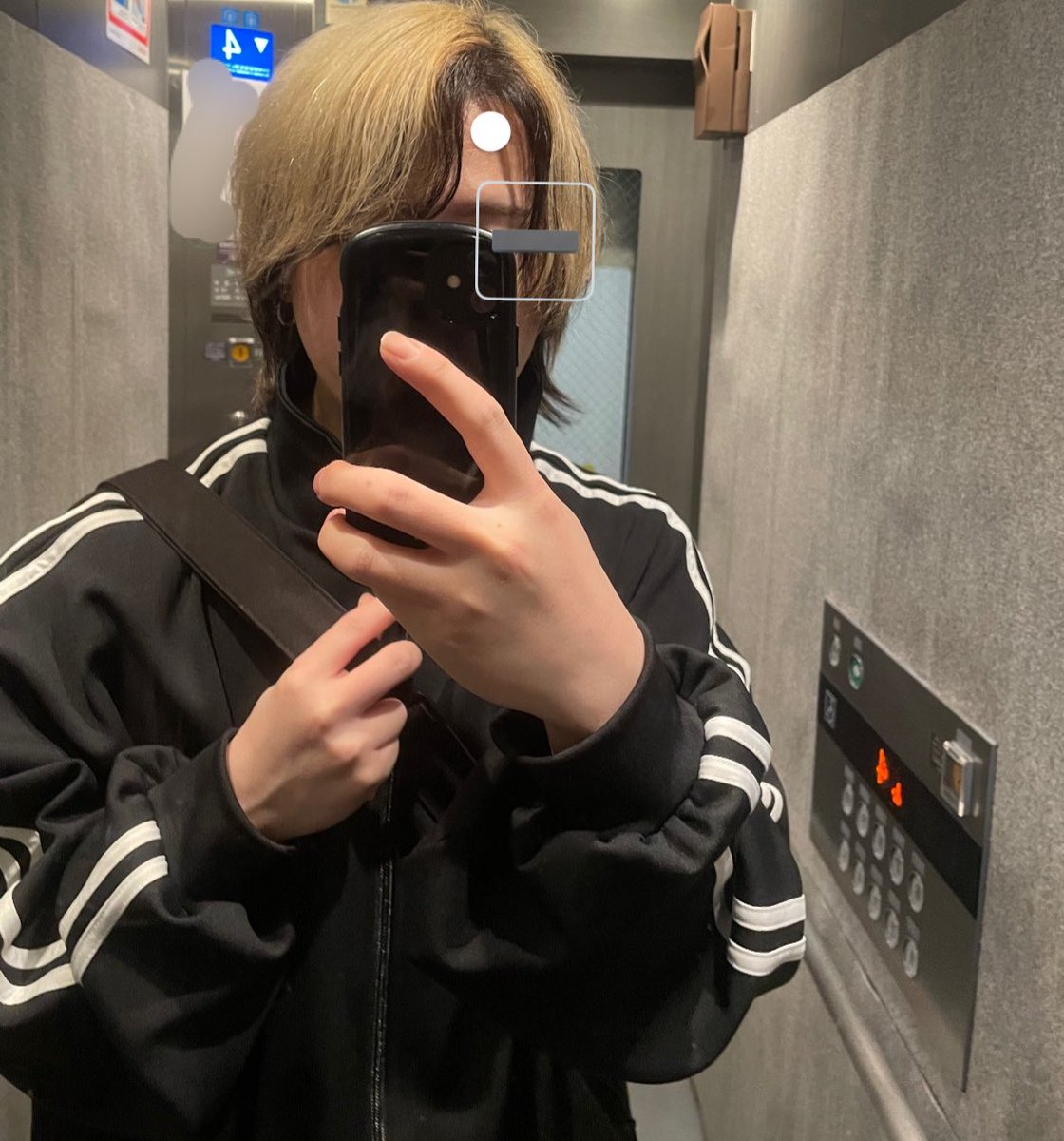 溢れ出る陰キャ臭