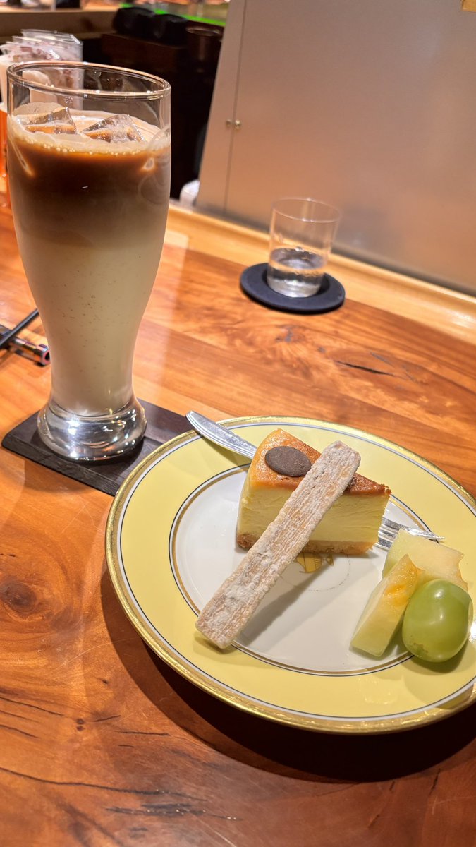 tmzfr600's tweet photo. 🍜と☕️をしばいた久々ナイツー https://t.co/DgIF6w9wZp