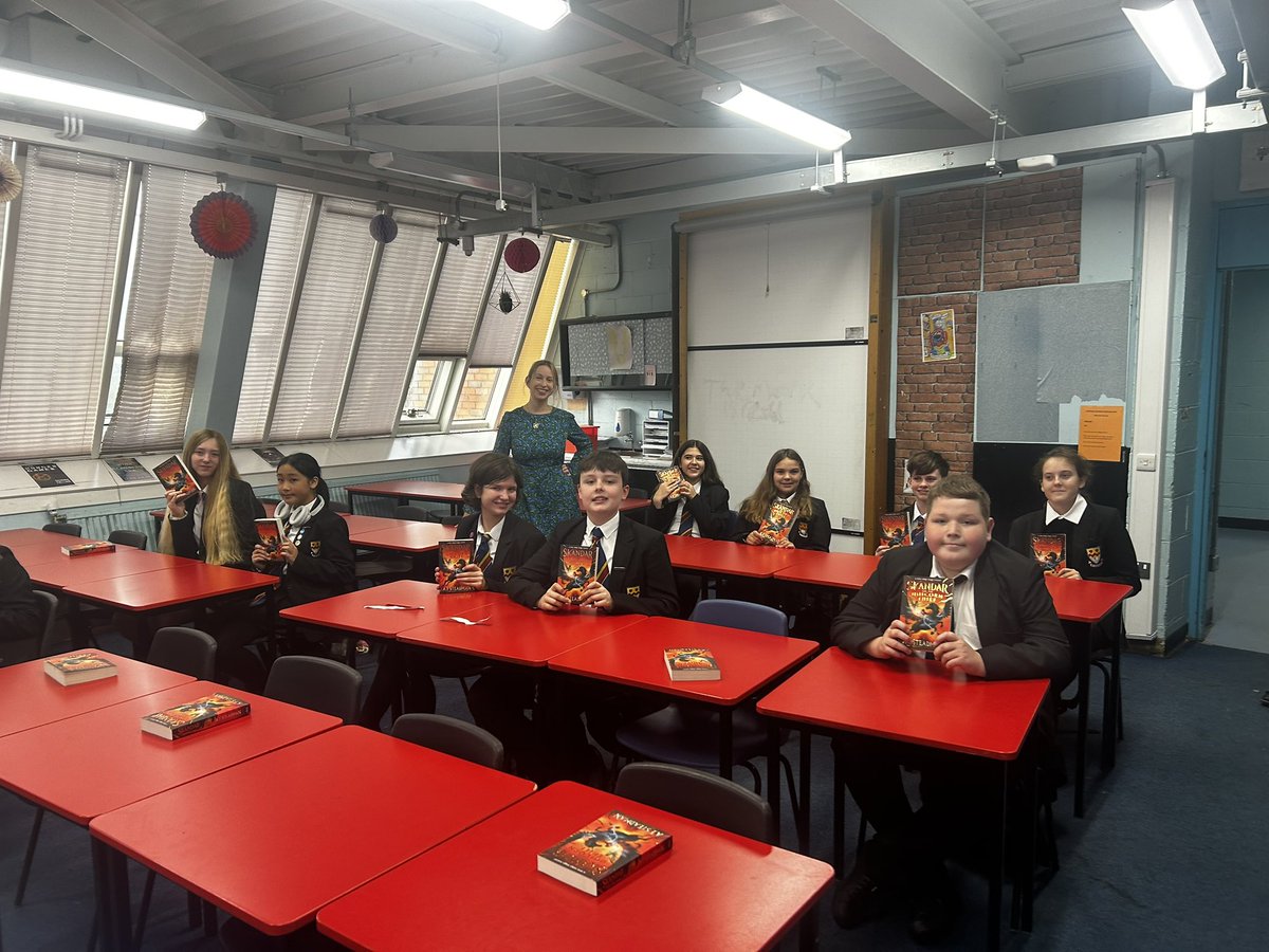 CNHS_EngModLang's tweet image. Authors Live with Scottish Book Trust event on today with A.F Steadman; all about her writing process. All S2 pupils got a chance to come along on volunteer basis and those that did got a free copy of the new book ‘Skandar and the Unicorn Thief’. #readingschools #AuthorsLive