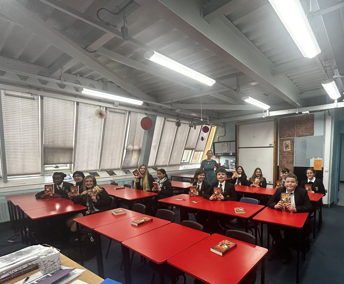 CNHS_EngModLang's tweet image. Authors Live with Scottish Book Trust event on today with A.F Steadman; all about her writing process. All S2 pupils got a chance to come along on volunteer basis and those that did got a free copy of the new book ‘Skandar and the Unicorn Thief’. #readingschools #AuthorsLive