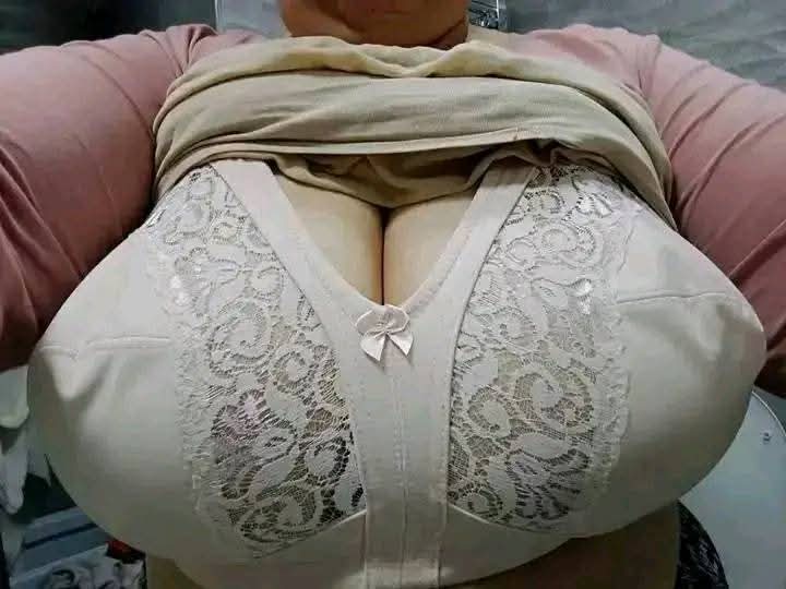 رفیعہ بونڈل کا بیٹا tweet media