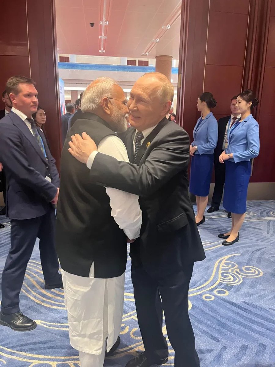 piyushdesaibjp's tweet image. भारत का सक्षम नेतृत्व 🇮🇳

#SCOSummit2025 #PMModiInChina #PMModiji