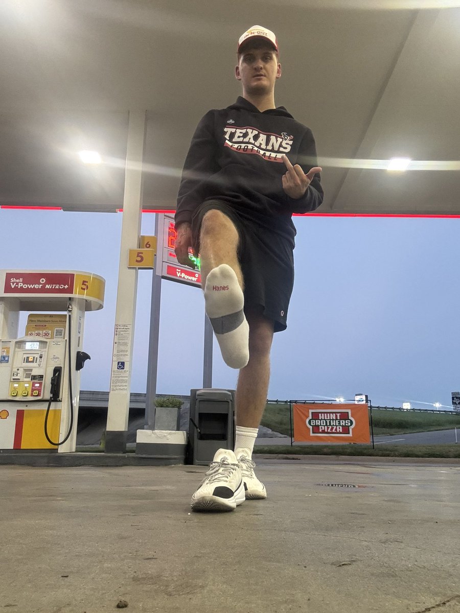 MasterMavericck's tweet photo. Texas to Vegas then Vegas back to Texas 5 hour left on our road trip 
dm for drains open 24/7 https://t.co/0PcpBnLfSB