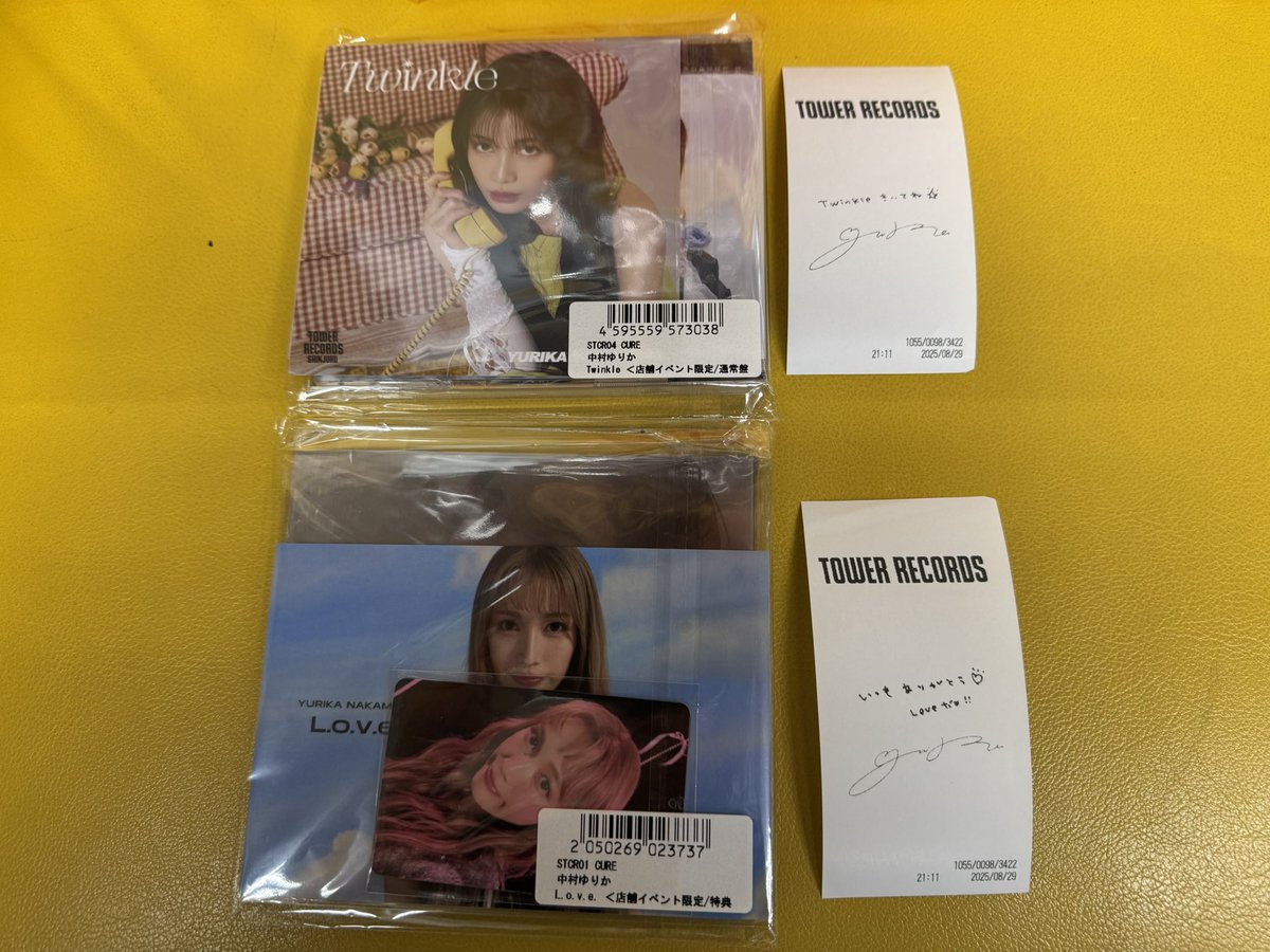 God510HEMI's tweet image. 中村ゆりか🌙

札幌から✈️初日聖地巡礼✅
💿は各7枚づつに（全て未開封）🔮
ゆりか様コーナーへ⛩️ご奉納の儀⛩️

タワーレコード新宿店×Twinkle
1st Mini Album『Twinkle』記念
8/29(金)

オリジナル特典✨
アザーJKT, 直筆メッセージ入りレシート

#中村ゆりか
#Twinkle
#タワレコ新宿