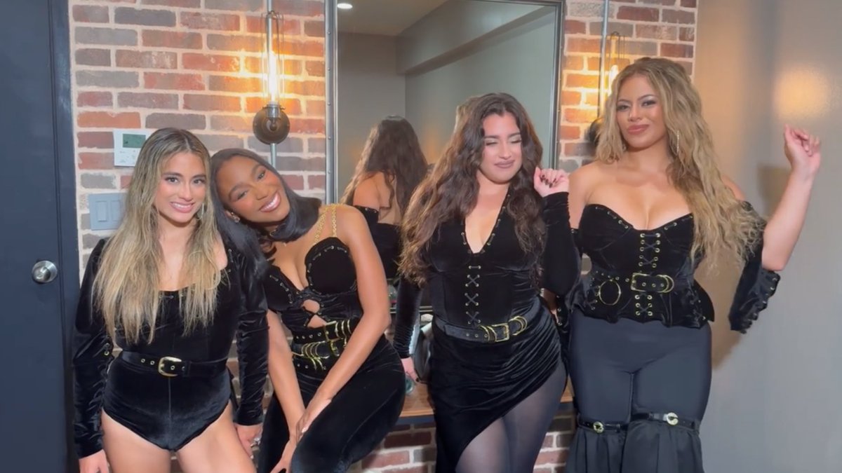 El_DivanCS's tweet image. Si ellas volvieron, El Divan también 

We&apos;re back!!! 
#FifthHarmonyComeback