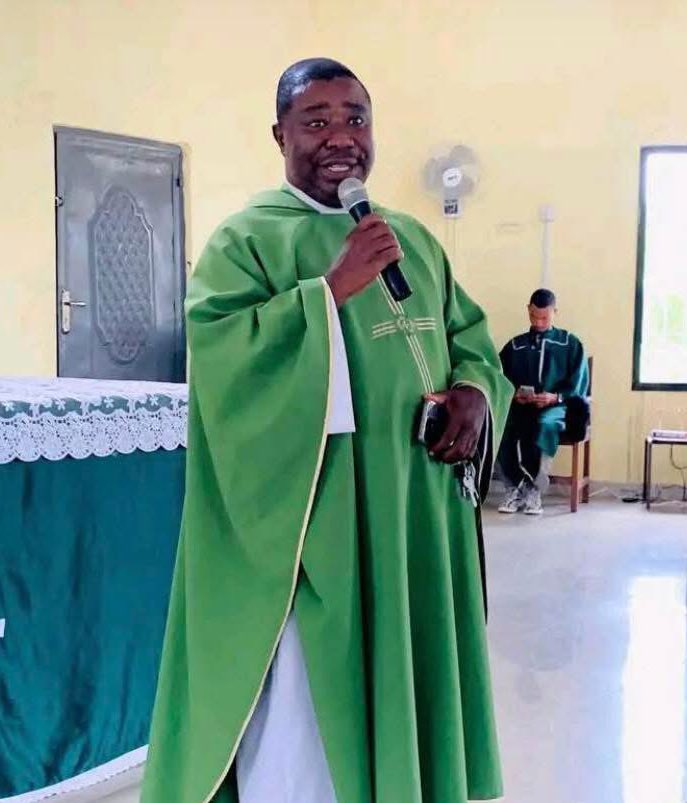Father Augustine Amadu, a Catholic priest, has been killed in Sierra Leone.

Info: Vatican Media