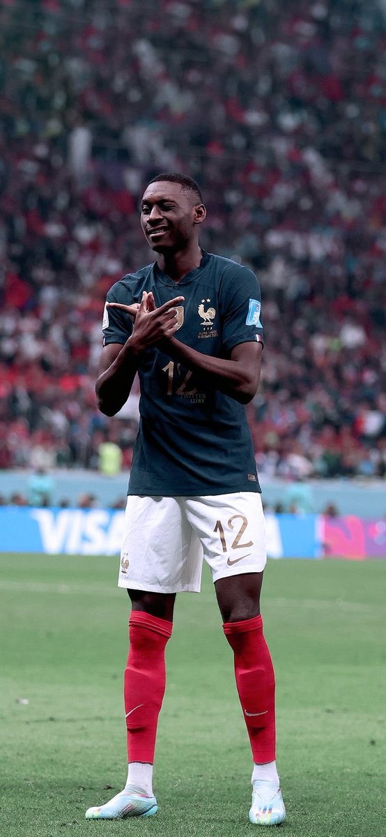 dragussythfc's tweet image. let your apologies be as loud as your disrespect  #KoloMuaniHive