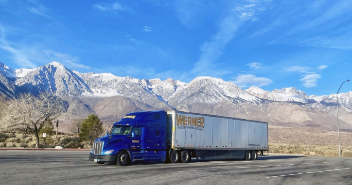 Derek_Leathers's tweet photo. Thank you, Werner professional drivers, for keeping America moving this Labor Day and every day!  

#ThankADriver #TeamBlue https://t.co/LQ6MYxKmxD