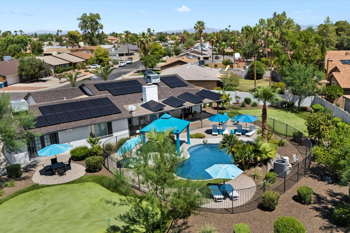 TurquoiseAZ's tweet image. 🍂 September in Scottsdale – Fall Dates Still Available! - mailchi.mp/7ddaf107811c/n… #airbnb #airbnbscottsdale #superhost #scottsdale #arizona #travel #vacation