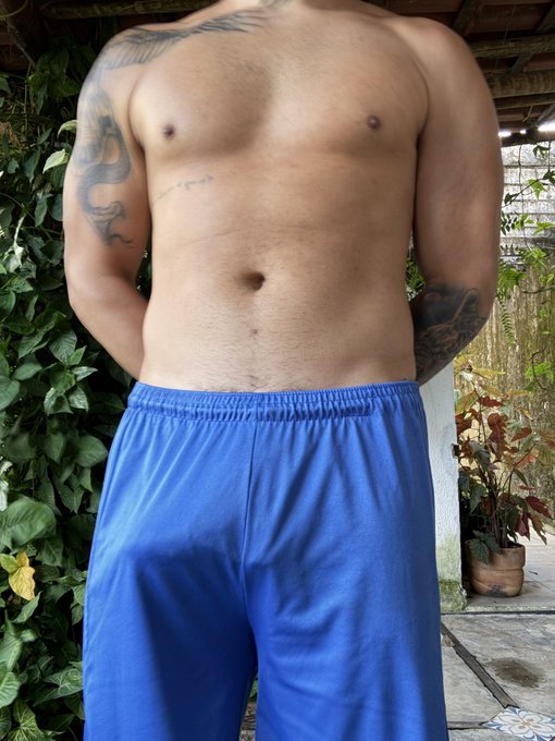 Watch 𝕭𝖗𝖚𝖓ã𝖔's leaked NSFW photo on TwXstars