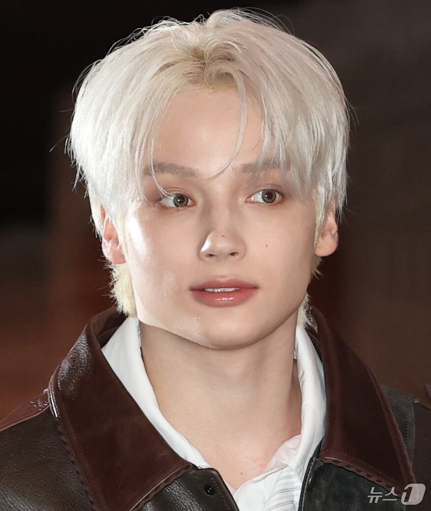 ⭐250901 투모로우바이투게더 휴닝카이 
📸 Photographed by 뉴스1
#휴닝카이 #HUENINGKAI
#투모로우바이투게더 #TOMORROW_X_TOGETHER #TXT
#서울패션위크 #SeoulFashionWeek #2026SFW 
#엔더슨벨 #AnderssonBell #오프닝쇼