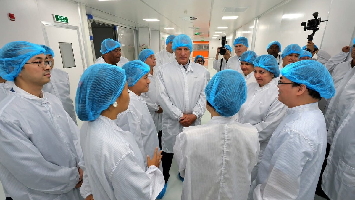 Dr. Roberto Morales Ojeda (@drrobertomojeda) on Twitter photo La visita de <a href="/DiazCanelB/">Miguel Díaz-Canel Bermúdez</a> impulsa nuevas etapas de cooperación económica y social.
#Cuba y #Vietnam intercambiaron acuerdos en los ámbitos agroalimentario, en particular la producción de arroz; salud pública, economía verde y otros.
#DiazCanelEnVietnam La visita de <a href="/DiazCanelB/">Miguel Díaz-Canel Bermúdez</a> impulsa nuevas etapas de cooperación económica y social.
#Cuba y #Vietnam intercambiaron acuerdos en los ámbitos agroalimentario, en particular la producción de arroz; salud pública, economía verde y otros.
#DiazCanelEnVietnam
