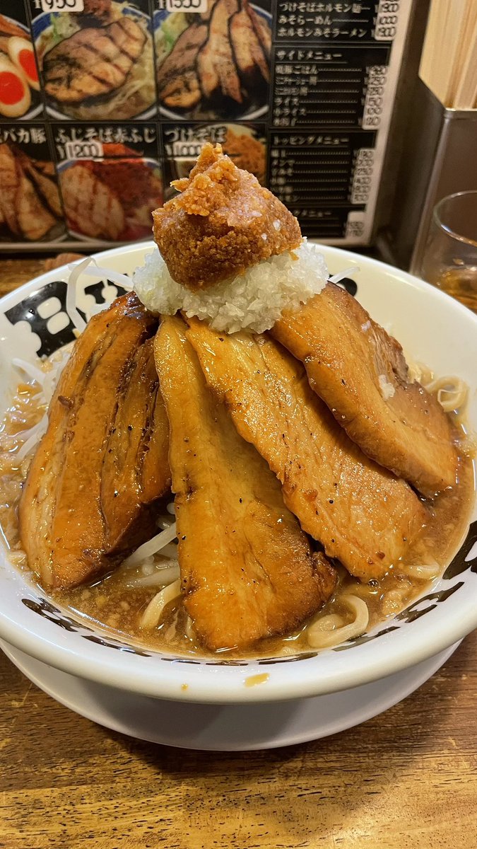 ぶっちゃー
久々食ったけどマジで1番美味いわ