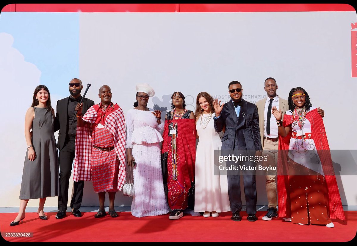 Venice 2025 Red Carpet 🚀
#1woman1bra