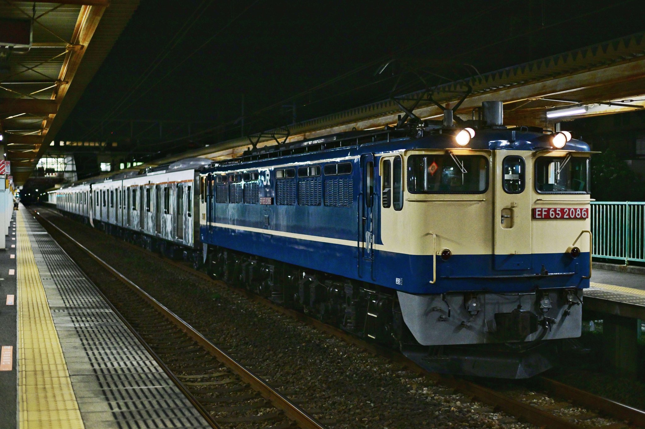 管理番号1176 東急 制帽 （緑色、金色横太線1本） 管理番号1176 東急 制帽 （緑色、金色横太線1本） - メルカリ