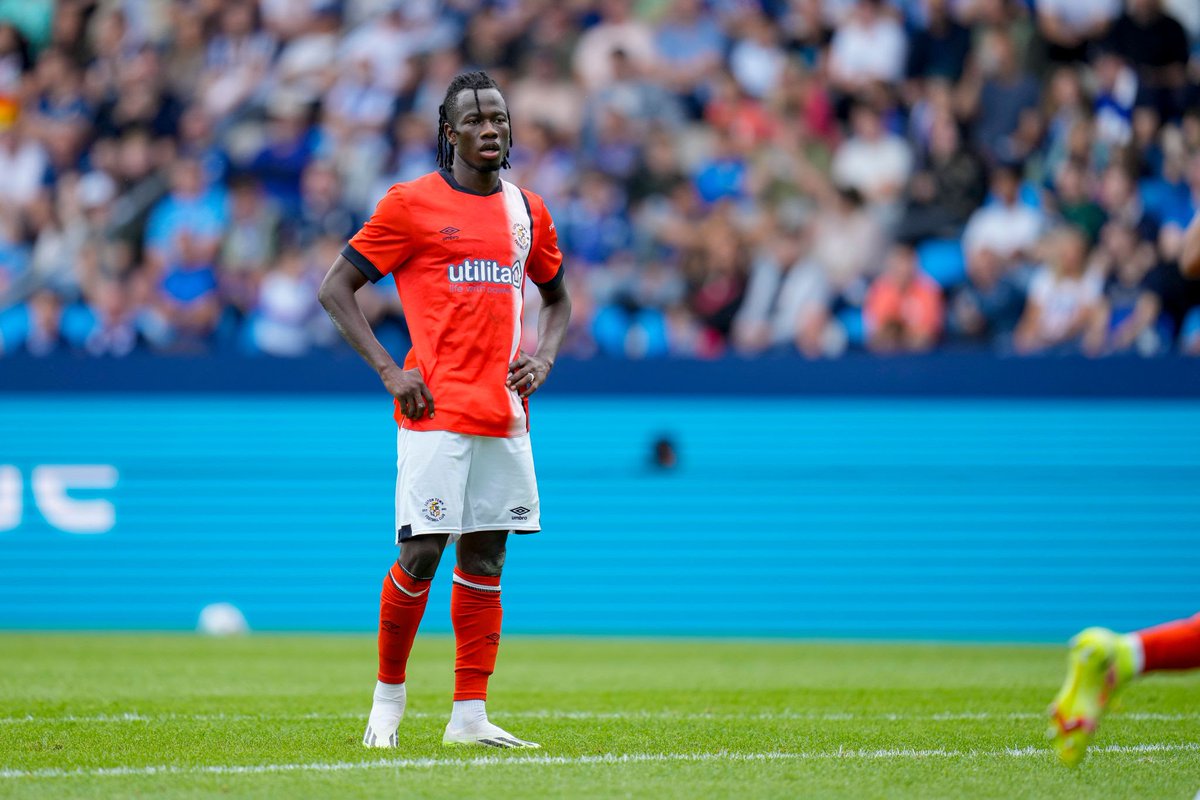 Wrexham and Manchester City are close to finalising a season-long loan for Issa Kabore #TransferDeadline #WxmAFC #ManCity #transferdeadlineday