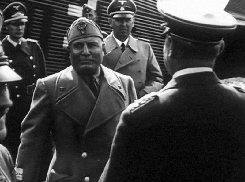 Second World War tweets from 1941 tweet media