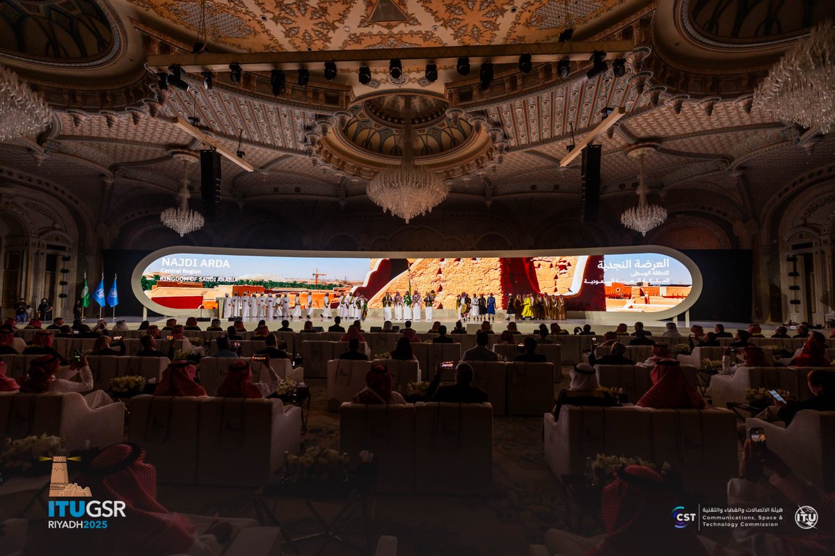 CST_KSA's tweet image. انطلاق أعمال الندوة العالمية لمنظمي الاتصالات (GSR25) في نسختها الخامسة والعشرين، والتي تستضيفها المملكة ممثلة بـ #هيئة_الاتصالات_والفضاء_والتقنية بالشراكة مع @ITU 

للمزيد: cst.gov.sa/N2025090105

The GSR25 has kicks off now, hosted by Saudi Arabia represented by the #CST in…