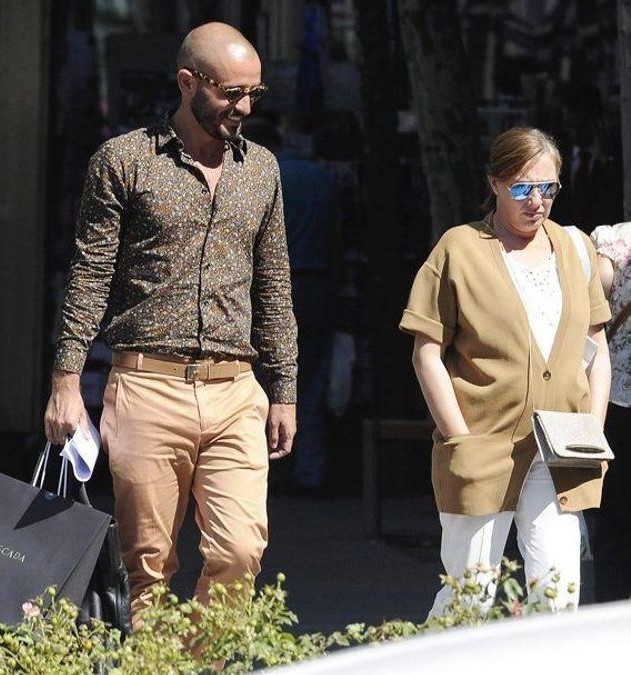 La cultura del esfuerzo, de llevar las bolsas de la compra de la mujer de M.Rajoy a diputado con un sueldo de 76.049 €