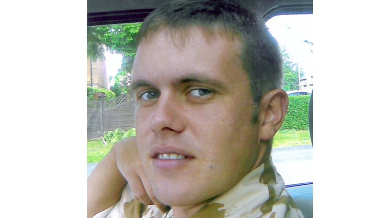 2nd September, 2009

Lance Corporal Richard James Brandon, aged 24 from Kidderminster, and of the Corps of Royal Electrical and Mechanical Engineers, was killed by an IED blast near Gereshk, Helmand Province, Afghanistan 

Lest we Forget this brave young man who gave his all🏴󠁧󠁢󠁥󠁮󠁧󠁿🇬🇧