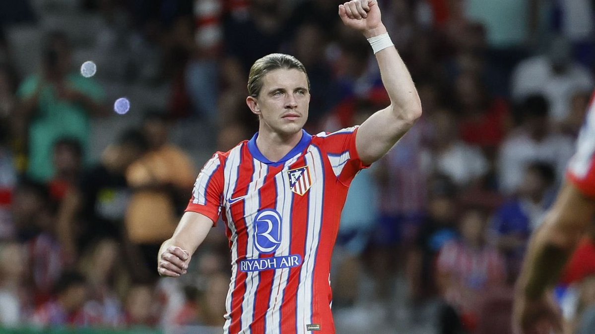 (fan) Des (@utddes13) on Twitter photo 🚨Manchester United made an inquiry to loan Atletico Madrid midfielder Conor Gallagher. Approach rejected. Atletico were never prepared to sanction a temporary move.❌ #MUFC
<a href="/JacobsBen/">Ben Jacobs</a> 🚨Manchester United made an inquiry to loan Atletico Madrid midfielder Conor Gallagher. Approach rejected. Atletico were never prepared to sanction a temporary move.❌ #MUFC
<a href="/JacobsBen/">Ben Jacobs</a>