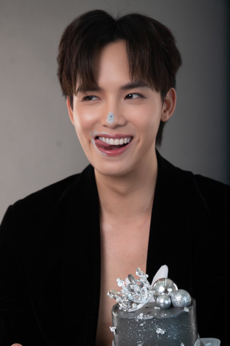 FlukePongsapat Fanbase (@flukefanbase) on Twitter photo ยินดีต้อนรับสู่ขวบปีที่ 29 ที่เต็มเปี่ยมไปด้วยพลังและความกล้าหาญในการเรียนรู้และเปิดรับสิ่งใหม่ๆ ขอให้ฟลุ๊คจ์ได้ทำทุกอย่างที่ตั้งใจไว้อย่างเต็มที่ด้วยความมั่นใจว่าจะมีพวกเราทุกคนคอยอยู่ข้างๆเสมอ 
HAPPY FLUKE PONGSAPAT DAY
#HappyFlukeDay2025
#FlukePongsapat #ฟลุ๊คจ์พงศภัทร์ ยินดีต้อนรับสู่ขวบปีที่ 29 ที่เต็มเปี่ยมไปด้วยพลังและความกล้าหาญในการเรียนรู้และเปิดรับสิ่งใหม่ๆ ขอให้ฟลุ๊คจ์ได้ทำทุกอย่างที่ตั้งใจไว้อย่างเต็มที่ด้วยความมั่นใจว่าจะมีพวกเราทุกคนคอยอยู่ข้างๆเสมอ 
HAPPY FLUKE PONGSAPAT DAY
#HappyFlukeDay2025
#FlukePongsapat #ฟลุ๊คจ์พงศภัทร์