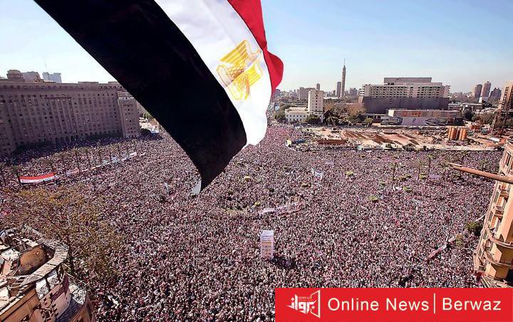 من كام سنة عملت سلسله حلقات بعنوان :
(احنا ازاى إنضحك علينا على قناتى على اليوتيوب)

فى بعض الحلقات شرحت كيف تم شحن جميع القوى السياسية المخلصة وغير المخلصة 

احد الحلقات ذكرت فيها ما عايشته بنفسي ٢٠٠٨ - ٢٠٠٩ فى محاكمات الاخوان فى معسكر الهايكستب عندما كنت مقاول  أقوم ببعض