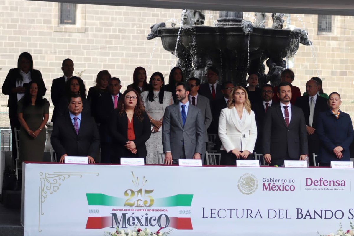 Secretaría Anticorrupción y Buen Gobierno (@buengobiernopue) on Twitter photo 🇲🇽✨ Con orgullo y compromiso, el titular <a href="/alespidio/">Alejandro Espidio</a> acudió a la lectura del Bando Solemne con motivo de las Fiestas Patrias “Por Amor a Puebla 2025”.
El acto protocolario estuvo presidido por el Coordinador de Gabinete, <a href="/JLG_PARRA/">José Luis García Parra</a>, y el titular de la <a href="/Segob_Puebla/">SEGOB Puebla</a>, Samuel 🇲🇽✨ Con orgullo y compromiso, el titular <a href="/alespidio/">Alejandro Espidio</a> acudió a la lectura del Bando Solemne con motivo de las Fiestas Patrias “Por Amor a Puebla 2025”.
El acto protocolario estuvo presidido por el Coordinador de Gabinete, <a href="/JLG_PARRA/">José Luis García Parra</a>, y el titular de la <a href="/Segob_Puebla/">SEGOB Puebla</a>, Samuel