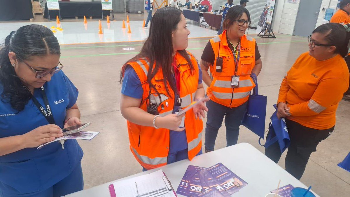 Participamos en la Feria de Servicios de la empresa METSO con un stand informativo, acercando a sus colaboradores los programas y apoyos que ofrece el Instituto. ✨

Además, se sumaron como Agentes Violeta 🙆🏽‍♀️💪

#NoEstásSola