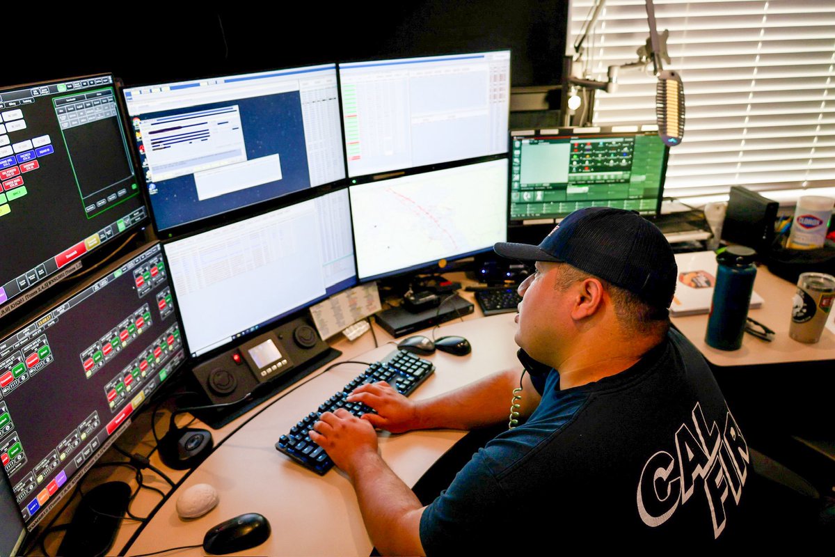 calfireSCU's tweet image. This #LaborDay we extend our gratitude to those whose hard work keeps CA safe.
To those on the frontlines &amp;amp; behind the scenes, your dedication &amp;amp; hard work play a vital role in our mission.

#ThankYou for your commitment. We wish you a happy &amp;amp; safe Labor Day.
#CALFIRESCU #CALFIRE