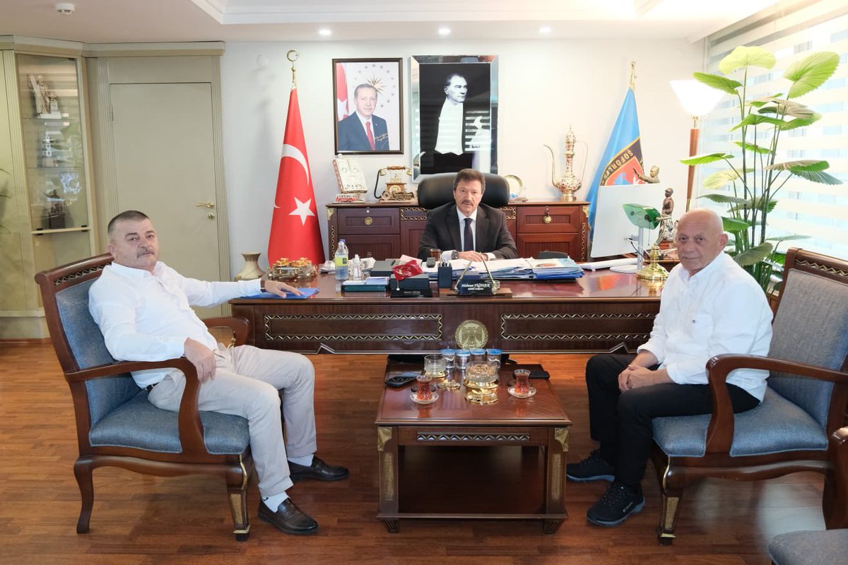 Düzce Şoförler ve Otomobilciler Esnaf Odası Başkanımız Yavuz Yılmaz, Zonguldak Şoförler ve Otomobilciler Odası Başkanımız Osman Bahar, Alaplı Şoförler ve Otomobilciler Odası Başkanımız Kemal Çam ve Samsun Havza Şoförler ve Otomobilciler Odası Başkanımız Ertuğrul Pekpolat'ı