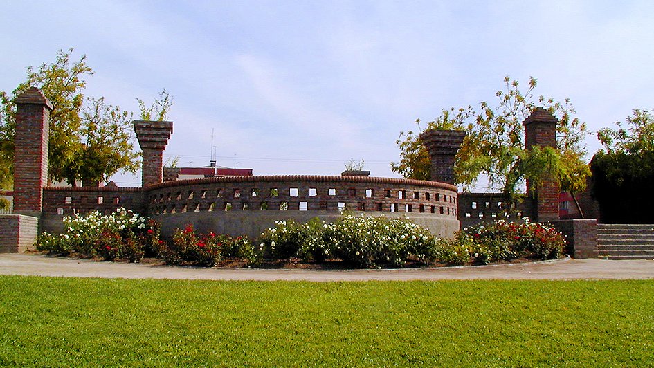¿Has visitado el Parque Violeta Parra?🌳equipado con baños, bebederos y juegos para que disfrutes de un momento de esparcimiento entre sus frondosos árboles nativos.

👉🏼 Martes a domingo de 06:00 a 18:00 h.
📍Pdte. Adolfo López Mateos 1501 , Lo Espejo.