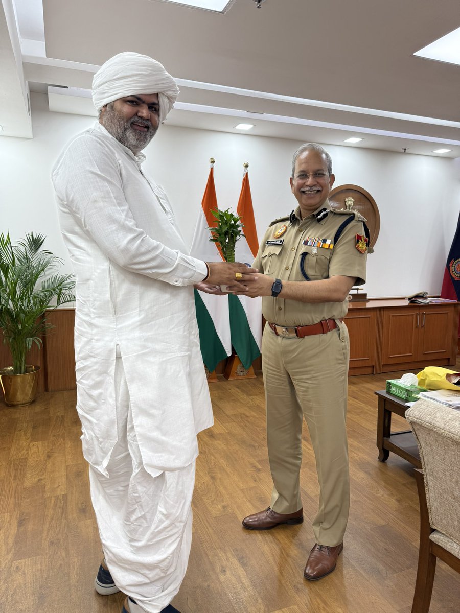 Surendra Solanki tweet media