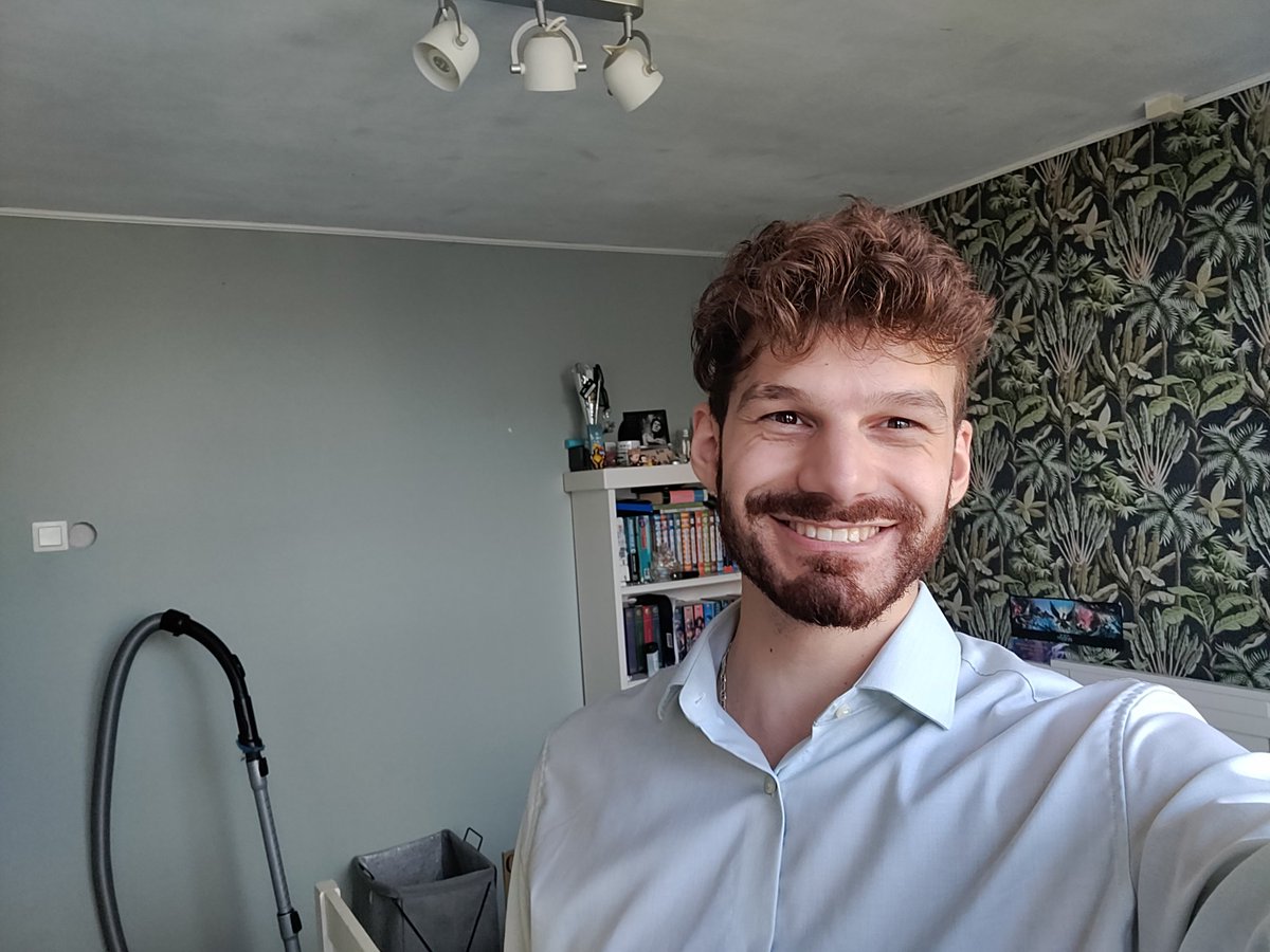 This 97 year old man still dresses formally to hide the fact he has no sense of style the old-fashioned way